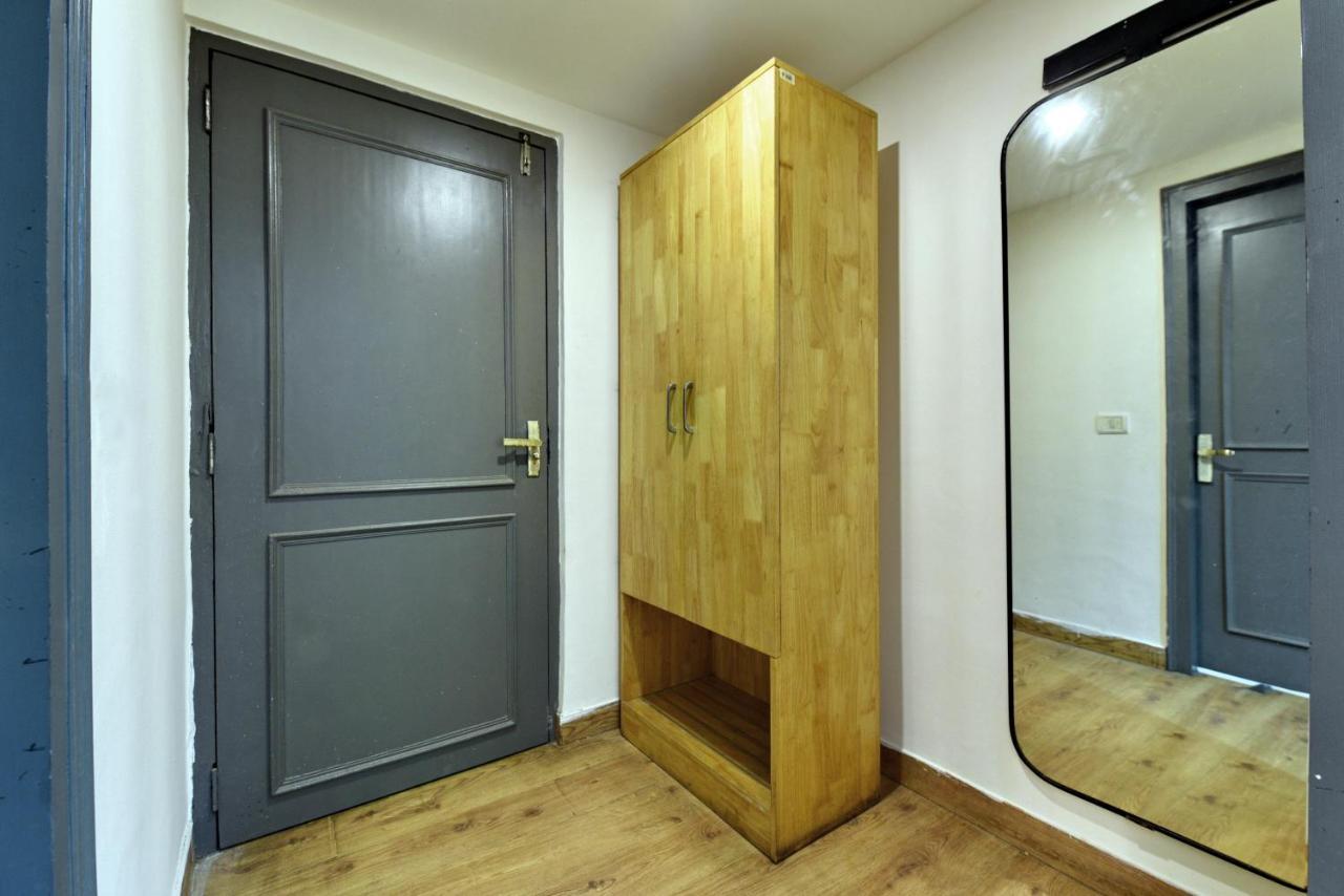 Divine Inn Couple Friendly Hotel Near Sector 51 Metro Station 诺伊达 外观 照片
